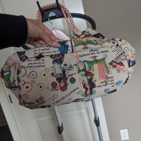 Pleather Tote Bag with Inserts - Picture 4 of 14